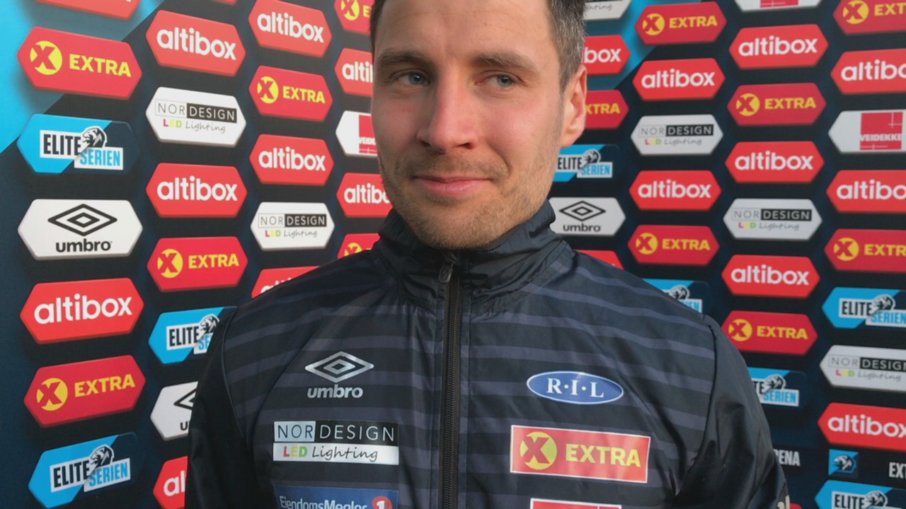 EEFA0FD1-8B9B-41C9-A7E3-00B12DF65504.MOV